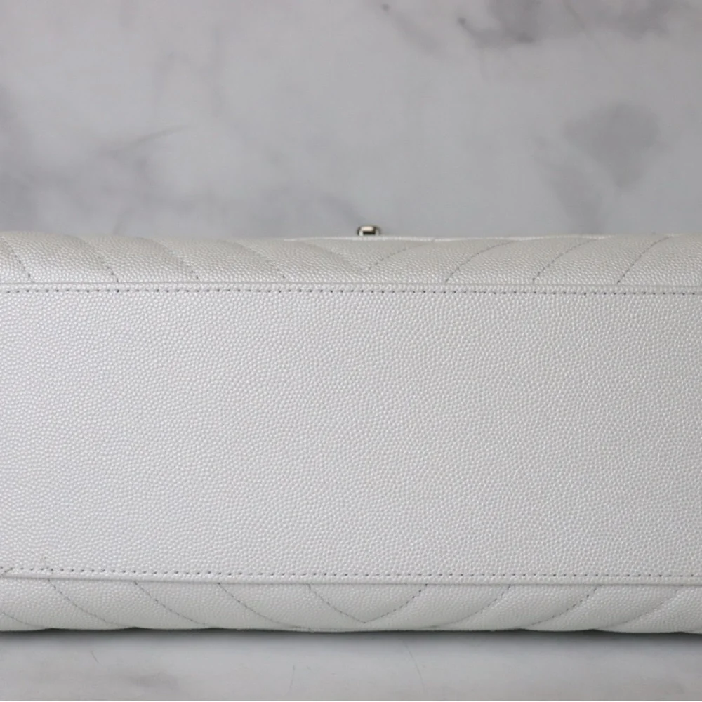 👜👜 LIKE NEW CHANEL Coco Handle Small Pearly White Caviar Leather SHW 👜👜